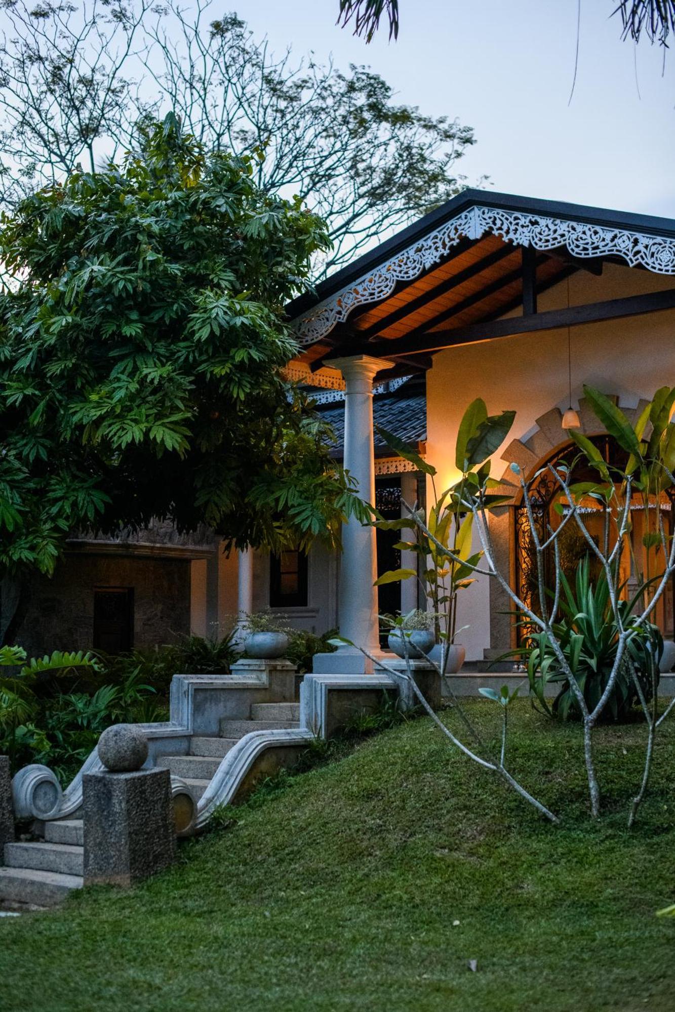 Hotel Roots Retreat Unawatuna Exterior foto
